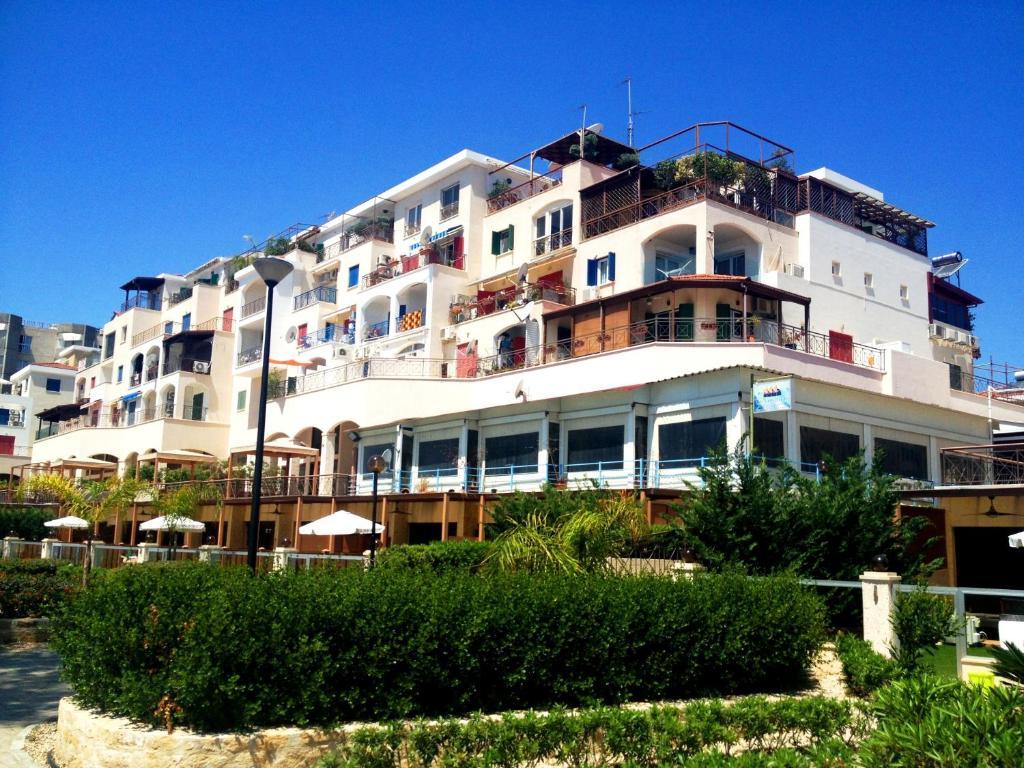 Sunrise Arches Apartments Limassol Extérieur photo