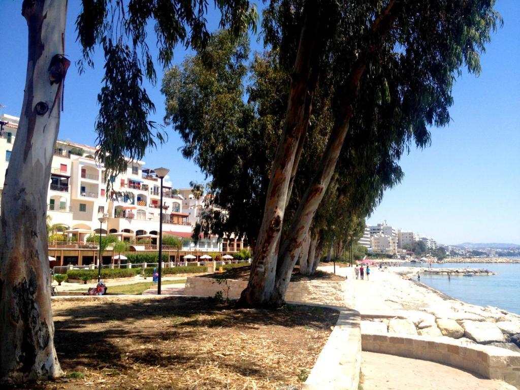 Sunrise Arches Apartments Limassol Extérieur photo