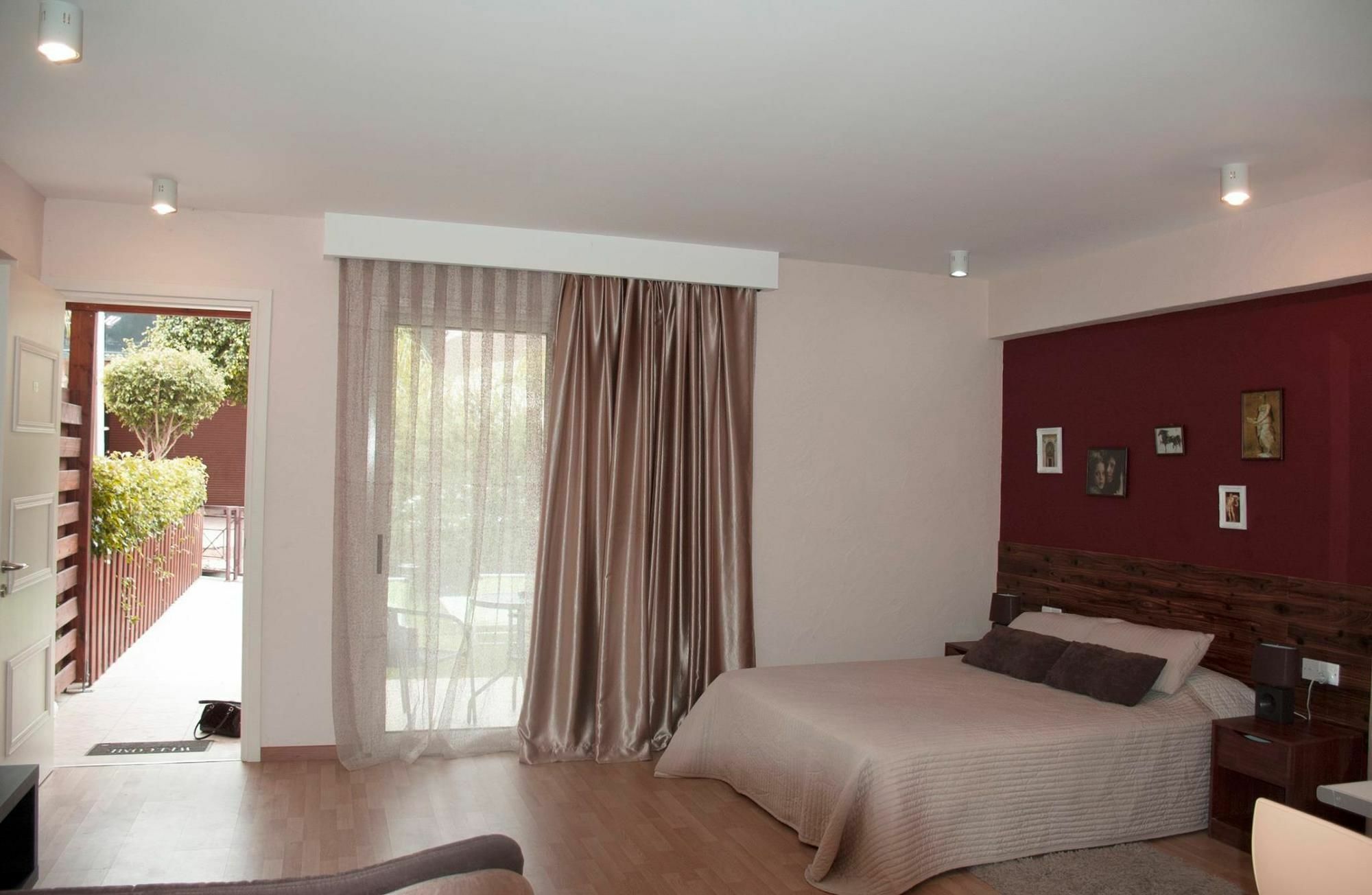 Sunrise Arches Apartments Limassol Extérieur photo